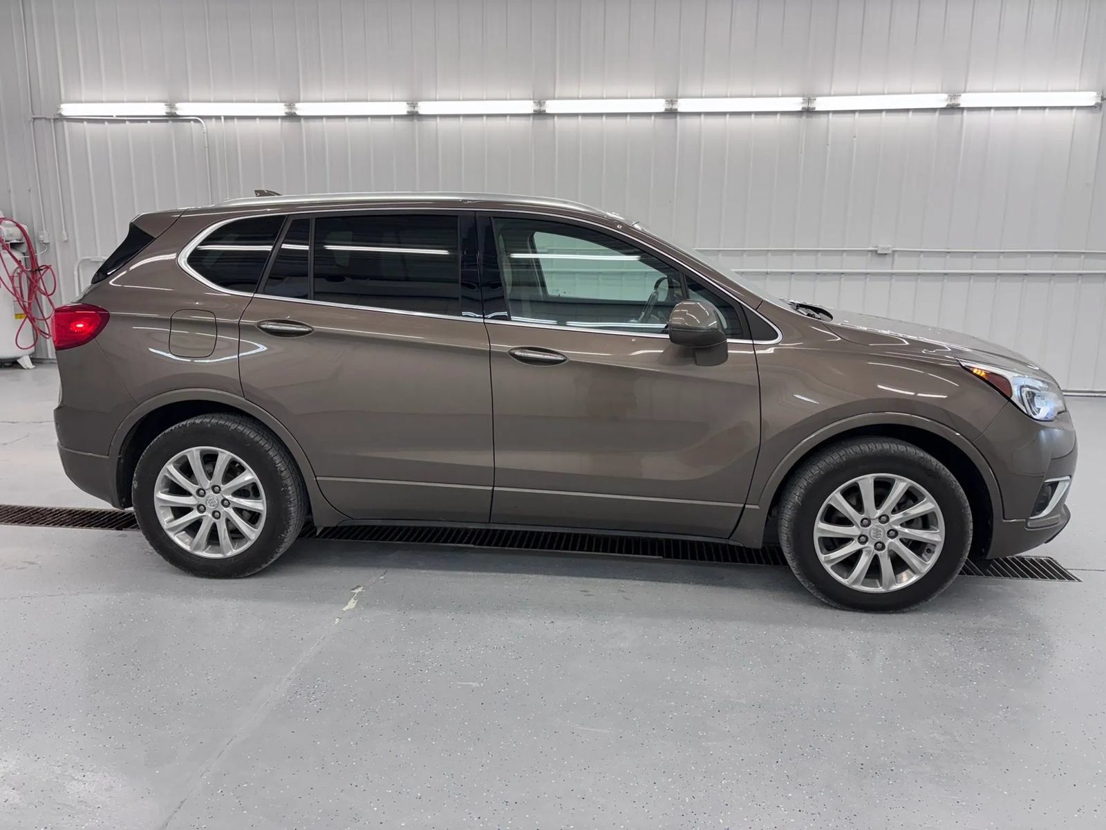 Used 2019 Buick Envision Essence AWD/4WD image 8