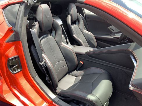 Used 2022 Chevrolet Corvette Stingray Premium Cpe w/ Battery Protection Package RWD image 58