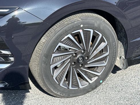New 2026 Hyundai Sonata SEL FWD image 18
