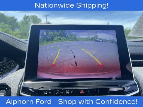 Used 2024 Jeep Compass Latitude AWD/4WD image 19