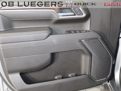 Certified 2026 GMC Sierra 1500 SLT AWD/4WD image 10