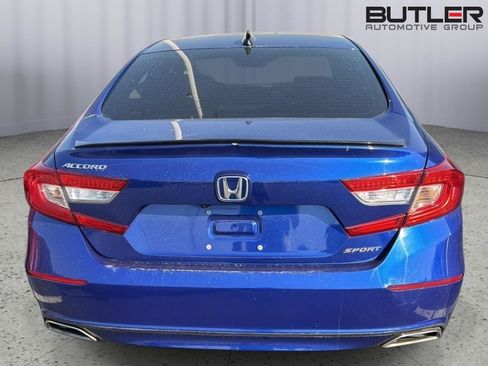 Used 2021 Honda Accord Sport image 9
