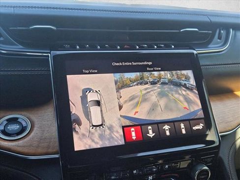 Used 2021 Jeep Grand Cherokee L Summit image 21