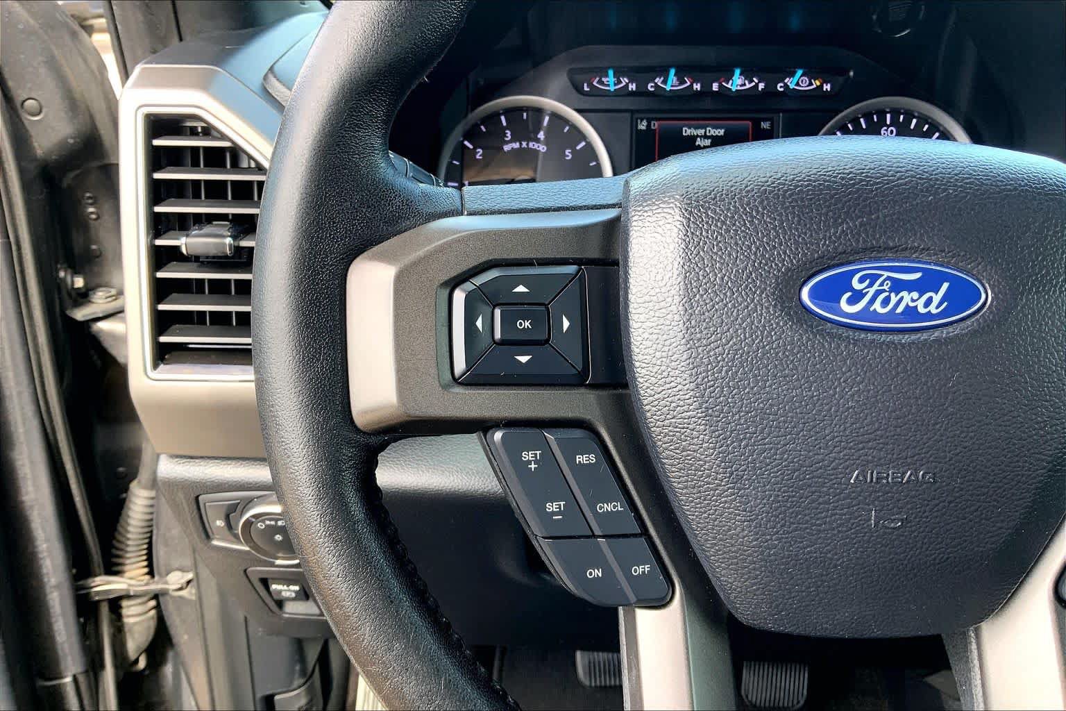 Used 2020 Ford Expedition XLT w/ Equipment Group 201A RWD image 22