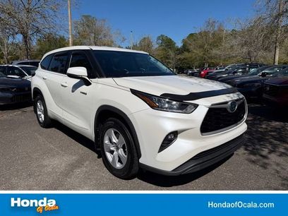 Used 2020 Toyota Highlander LE