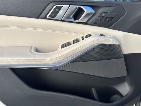 Used 2023 BMW X5 M50i image 30