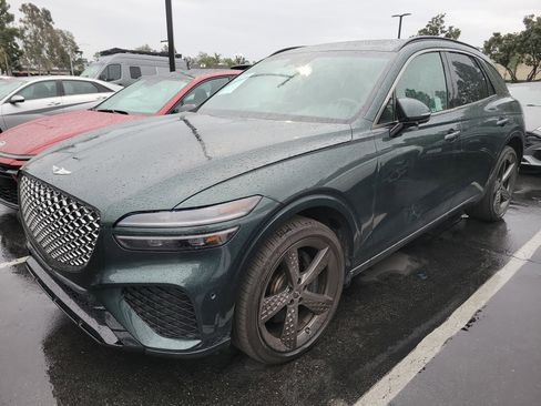 Used 2023 Genesis GV70 2.5T w/ Sport Prestige Package image 1