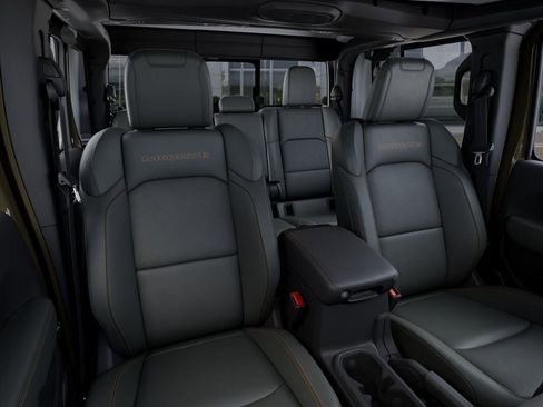 New 2026 Jeep Gladiator Mojave w/ Safety Group image 16