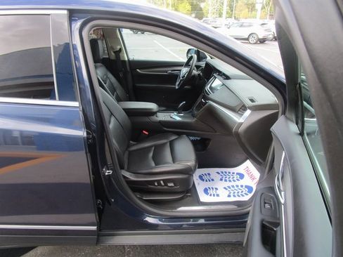 Used 2017 Cadillac XT5 Luxury image 27