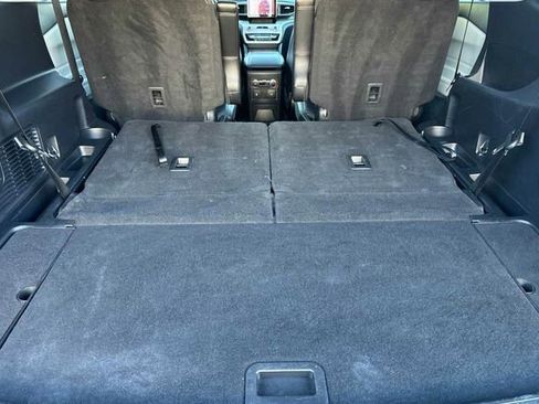 Certified 2022 Ford Explorer XLT w/ Equipment Group 202A image 13