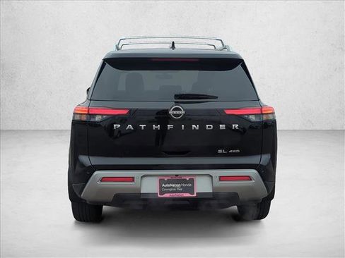 Used 2023 Nissan Pathfinder SL image 8