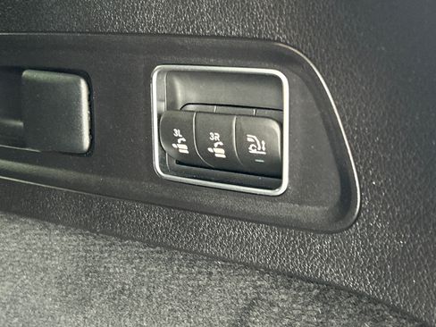 Certified 2024 Mercedes-Benz GLS 450 4MATIC image 12