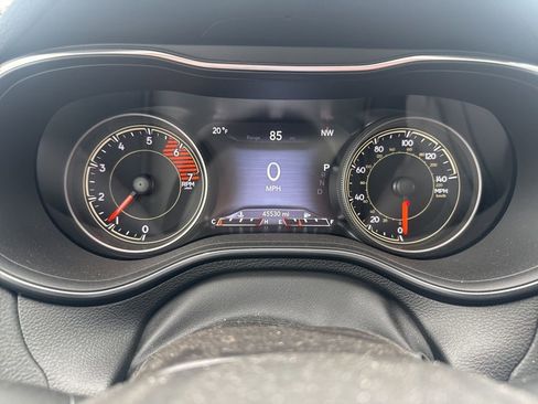 Used 2022 Jeep Cherokee Limited w/ Elite Package image 32