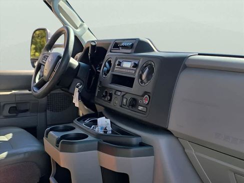 Used 2024 Ford E-350 and Econoline 350 Super Duty w/ Driver's Safety Package RWD image 18