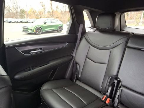 Used 2020 Cadillac XT5 Luxury image 12