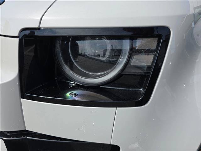 Used 2026 Land Rover Defender 110 S AWD/4WD image 30