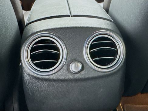 Used 2016 Mercedes-Benz GLC 300 image 17