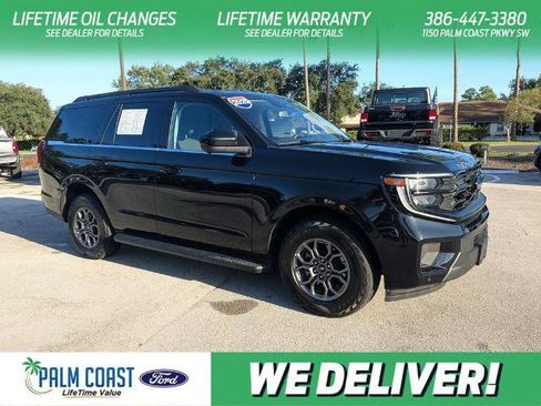 Certified 2025 Ford Expedition Active AWD/4WD image 1
