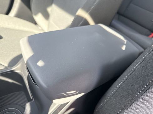 New 2025 Kia K4 LXS image 33