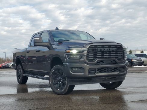 Used 2025 RAM 2500 Big Horn image 38