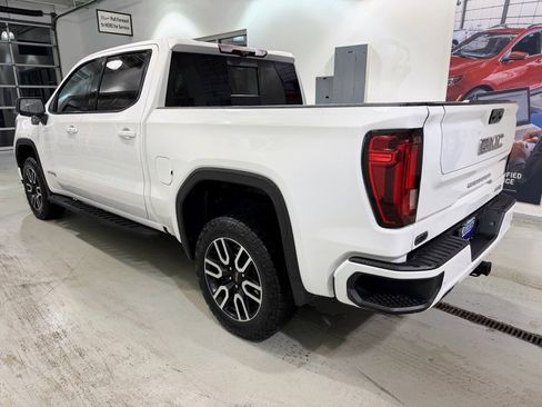 Used 2024 GMC Sierra 1500 AT4 w/ Technology Package image 10