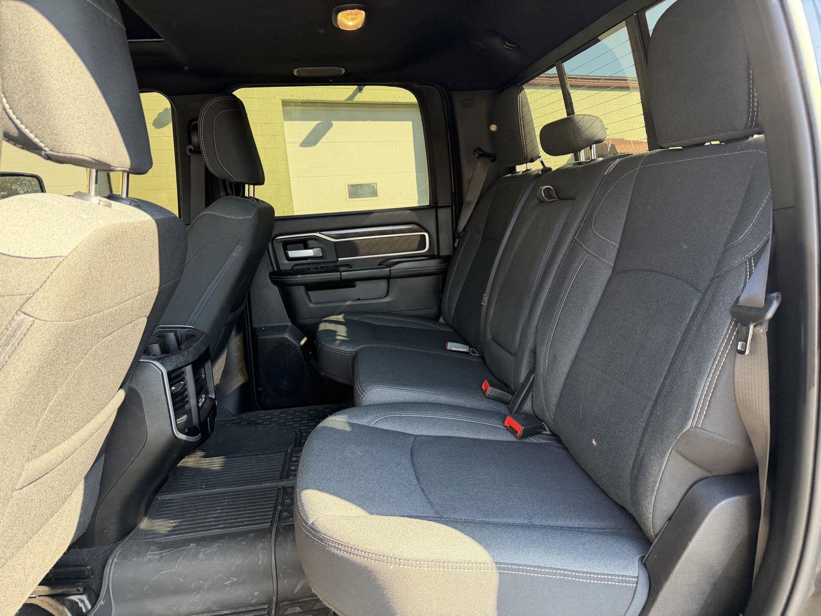 Used 2024 RAM 2500 Big Horn w/ Night Edition AWD/4WD image 13