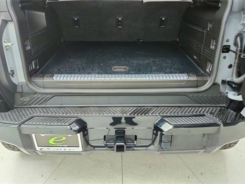 Used 2024 GMC Hummer EV 3X w/ Extreme Off-Road Package image 14