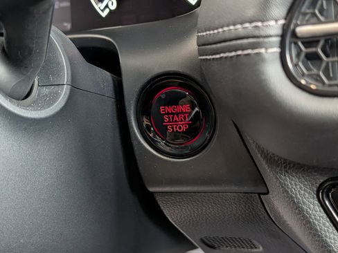 Used 2023 Honda HR-V EX-L image 21