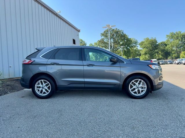 Used 2021 Ford Edge SEL w/ Convenience Package AWD/4WD image 7