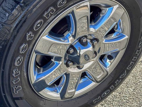 Used 2013 Ford F150 Lariat w/ Lariat Chrome Pkg image 9