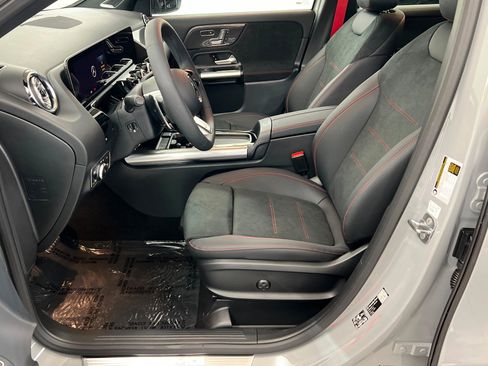 New 2026 Mercedes-Benz GLA 35 AMG 4MATIC image 17