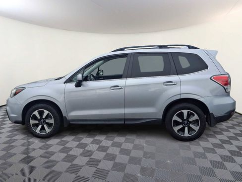Used 2018 Subaru Forester 2.5i Limited w/ Popular Package #3B image 8
