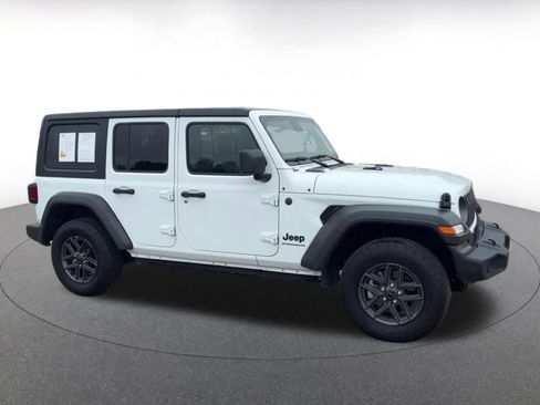 Used 2025 Jeep Wrangler Unlimited Sport AWD/4WD image 12