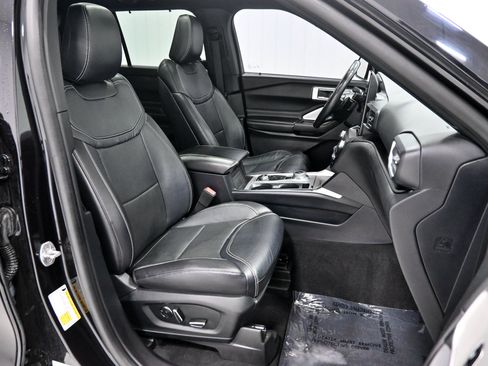 Used 2020 Ford Explorer ST w/ ST Street Pack AWD/4WD image 30