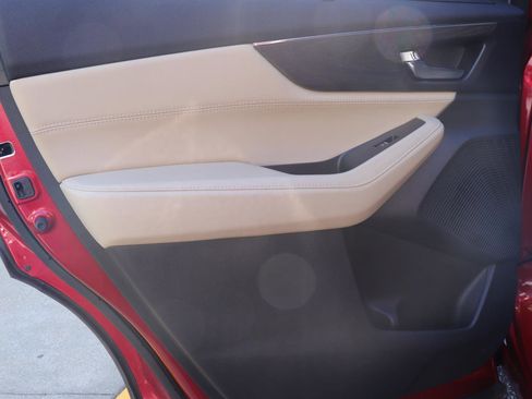 Used 2022 Acura MDX SH-AWD w/ Advance Package image 12