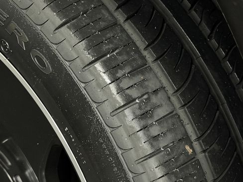 Certified 2019 Mercedes-Benz G 63 AMG 4MATIC image 18