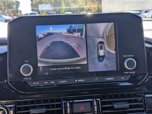 Used 2024 Nissan Pathfinder Rock Creek image 19