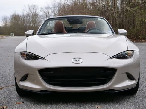 Used 2022 MAZDA MX-5 Miata Grand Touring image 5
