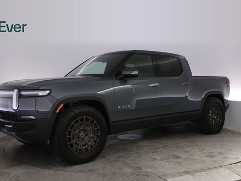 Used 2025 Rivian R1T Adventure AWD/4WD image 18