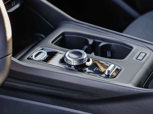 New 2026 Jeep Cherokee Laredo AWD/4WD image 24