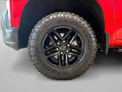 Used 2021 Chevrolet Silverado 1500 Custom Trail Boss AWD/4WD image 10