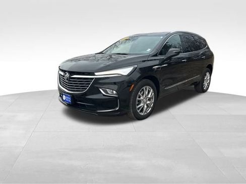 Used 2023 Buick Enclave Premium w/ Experience Buick Package image 3