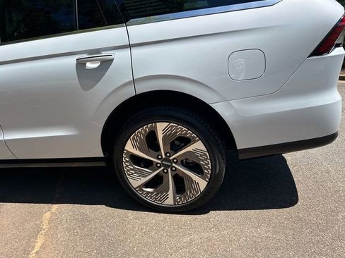 New 2026 Lincoln Navigator Black Label AWD/4WD image 20