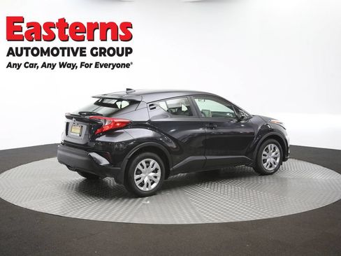 Used 2022 Toyota C-HR Limited FWD image 40