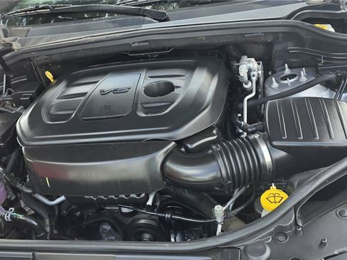Used 2020 Jeep Grand Cherokee Altitude AWD/4WD image 22