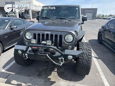 Used 2014 Jeep Wrangler Unlimited Rubicon w/ Connectivity Group image 1