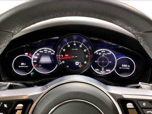 Used 2023 Porsche Cayenne image 24