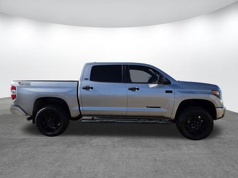 Used 2020 Toyota Tundra SR5 w/ SR5 Upgrade Package image 3