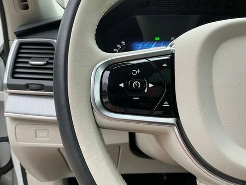 Certified 2023 Volvo XC90 B5 Core w/ Protection Package Premier AWD/4WD image 19