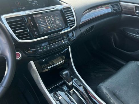 Used 2016 Honda Accord EX-L image 14